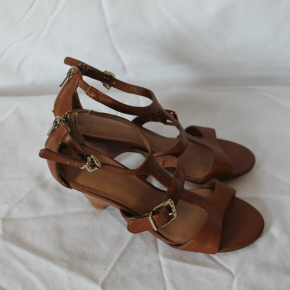 Le chateau 6.5 tan sandal - Picture 2 of 3